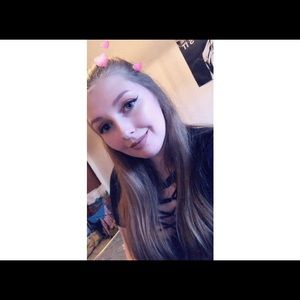 Meet your Posher, Cait